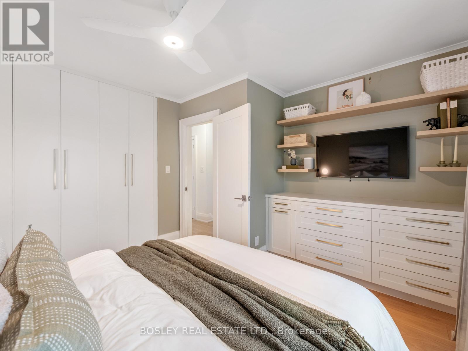 51 Beck Avenue, Toronto, Ontario  M4C 4L4 - Photo 21 - E12686844