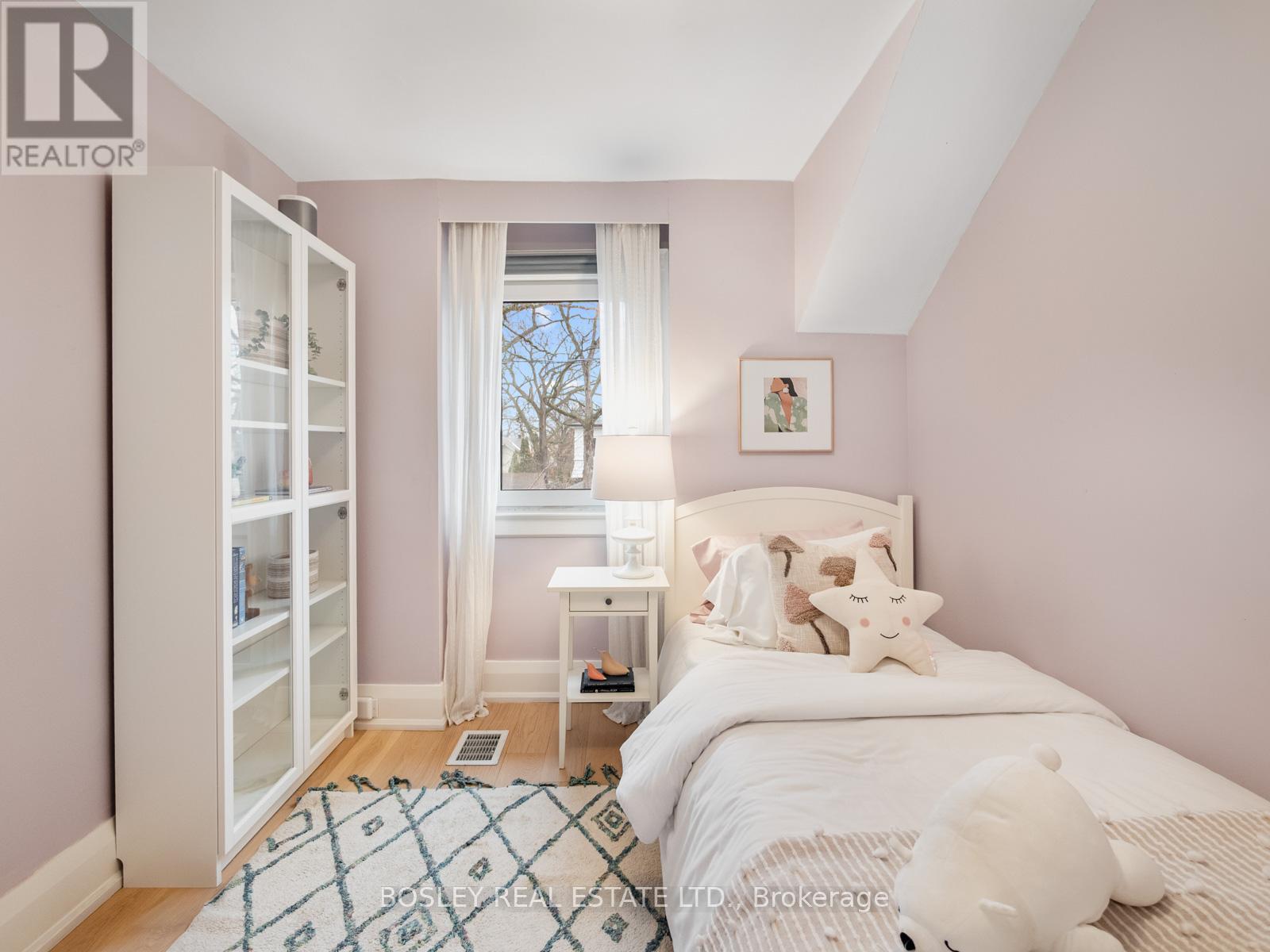 51 Beck Avenue, Toronto, Ontario  M4C 4L4 - Photo 23 - E12686844