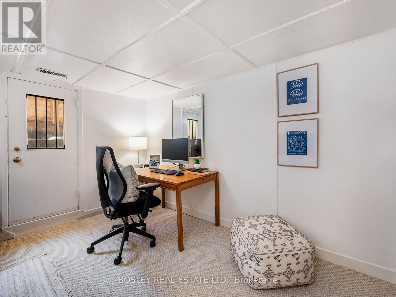 51 Beck Avenue, Toronto, Ontario  M4C 4L4 - Photo 34 - E12686844