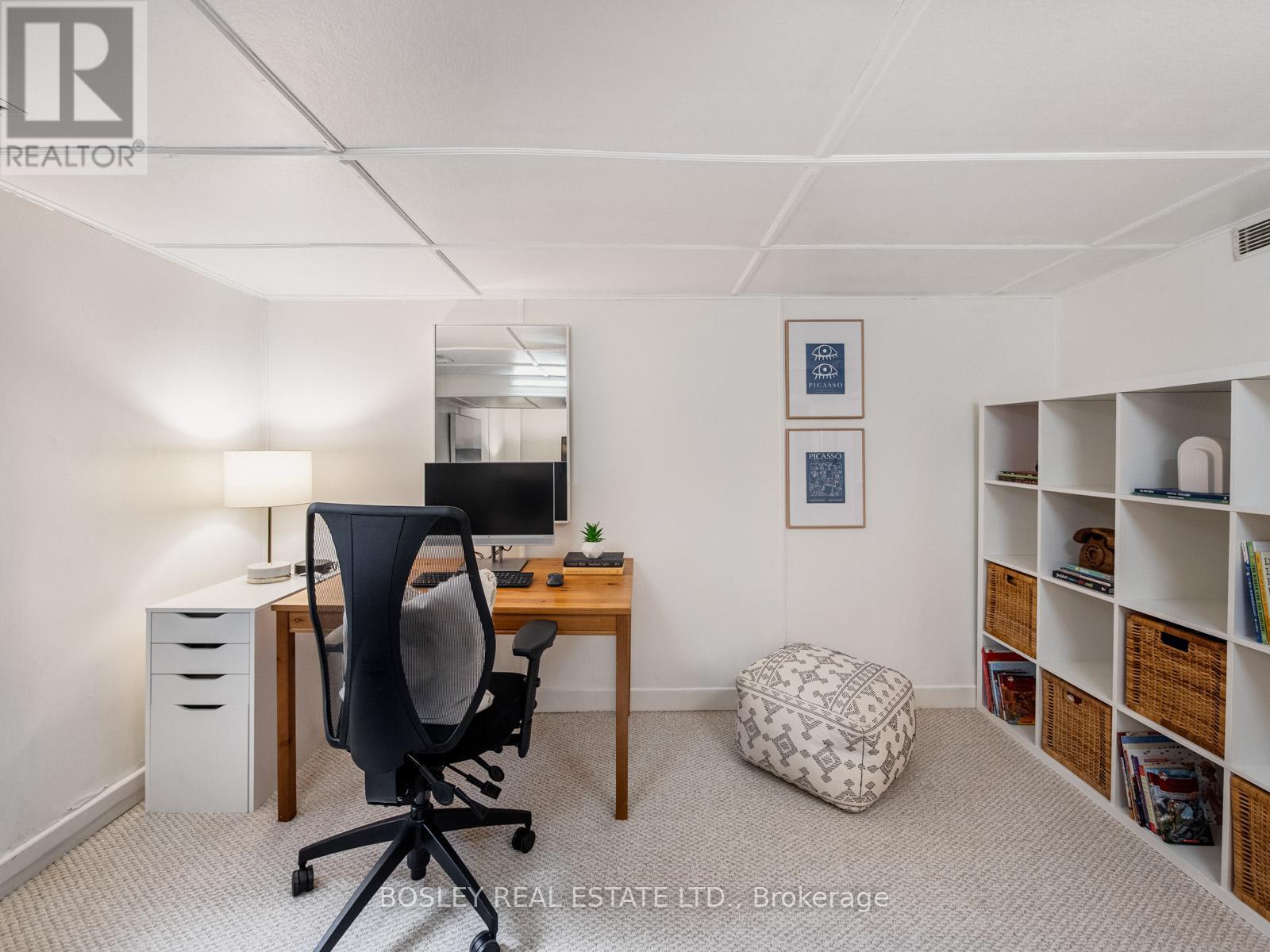 51 Beck Avenue, Toronto, Ontario  M4C 4L4 - Photo 35 - E12686844