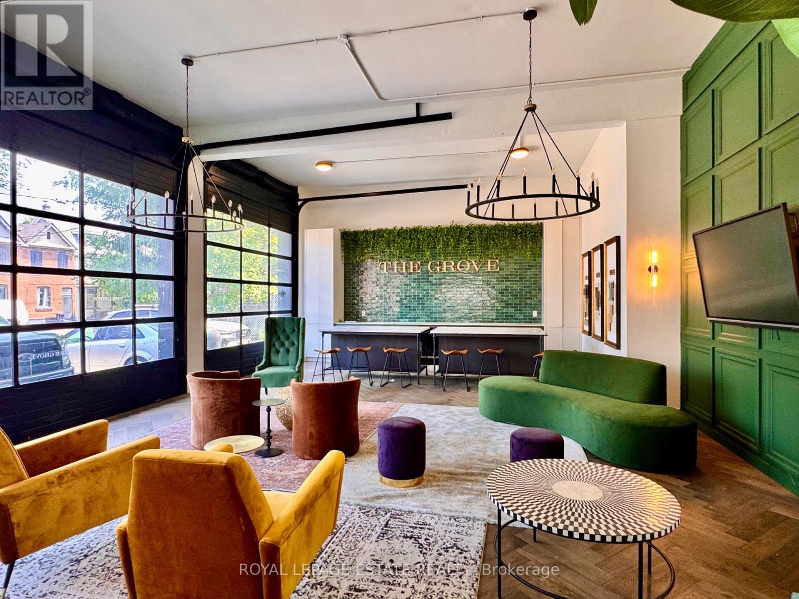 1001 Queen Street E, Toronto, Ontario  M4M 1K2 - Photo 4 - E12686954