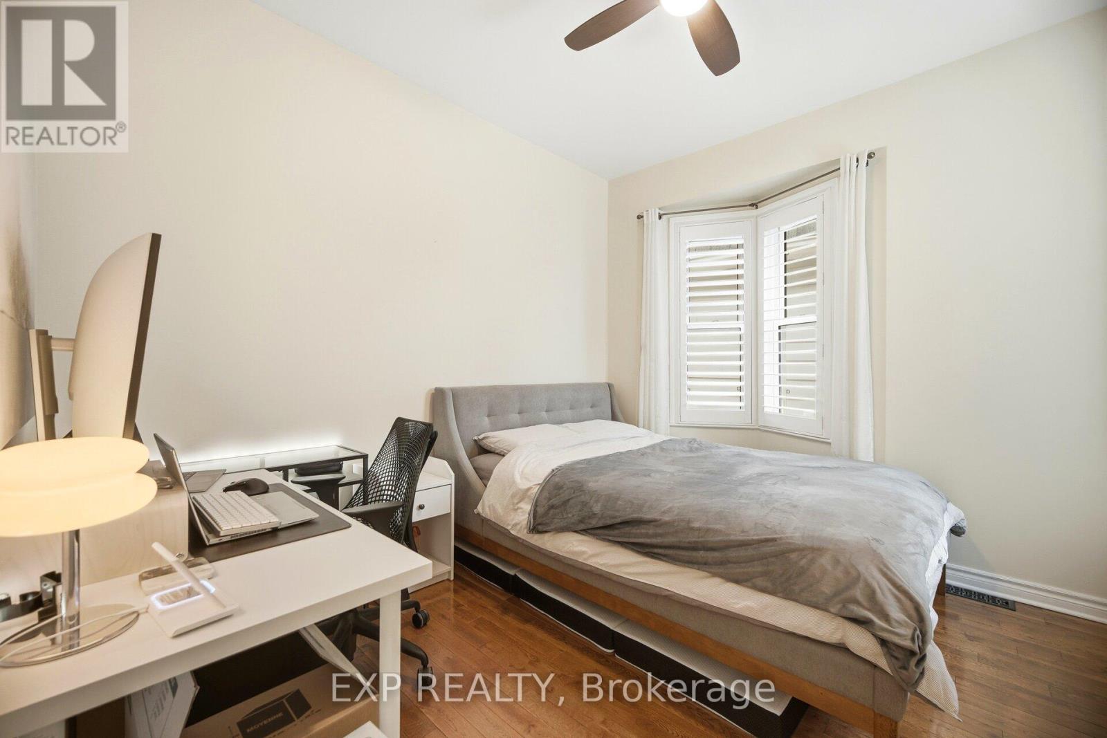 A - 402 Woodfield Road, Toronto, Ontario  M4L 2X1 - Photo 12 - E12687016