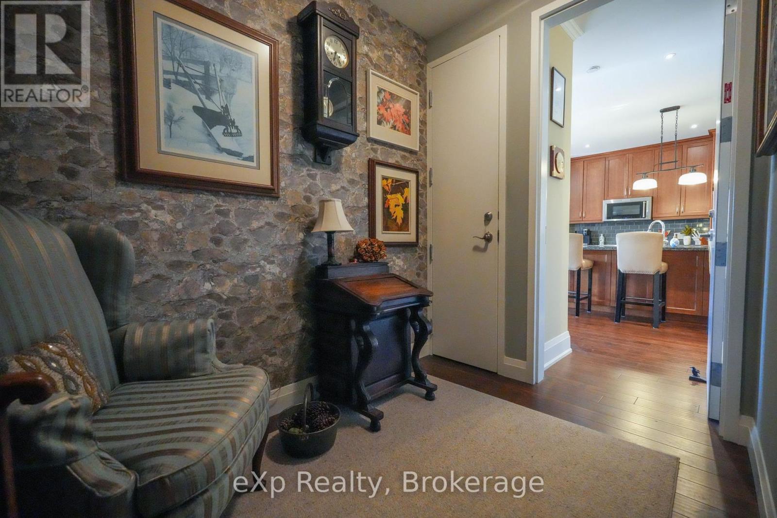 203 - 80 9th Street E, Owen Sound, Ontario  N4K 1N4 - Photo 18 - X12363944