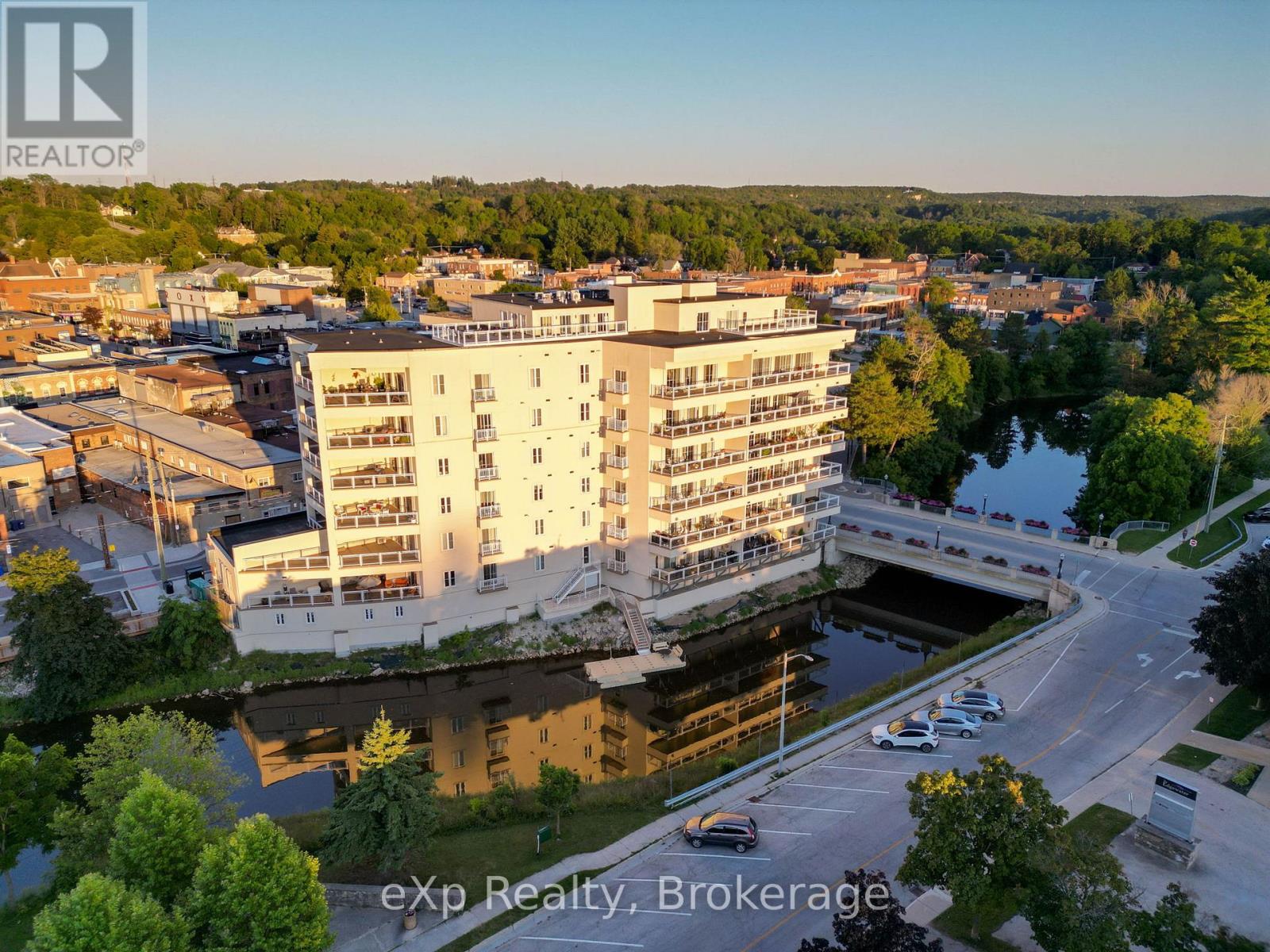 203 - 80 9th Street E, Owen Sound, Ontario  N4K 1N4 - Photo 40 - X12363944