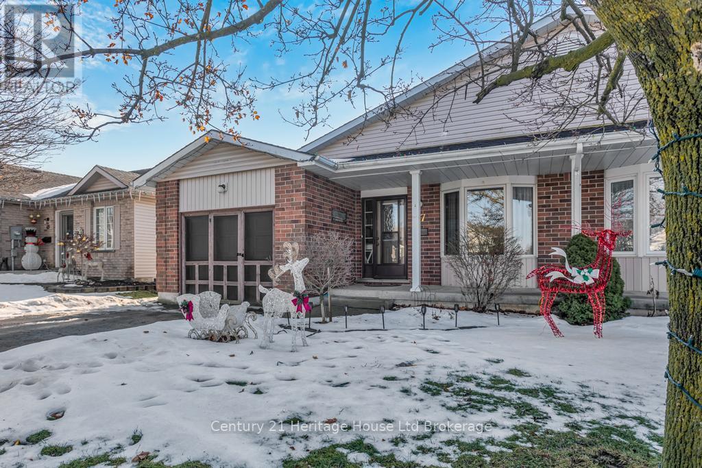 47 BECKETT BOULEVARD, Tillsonburg, Ontario