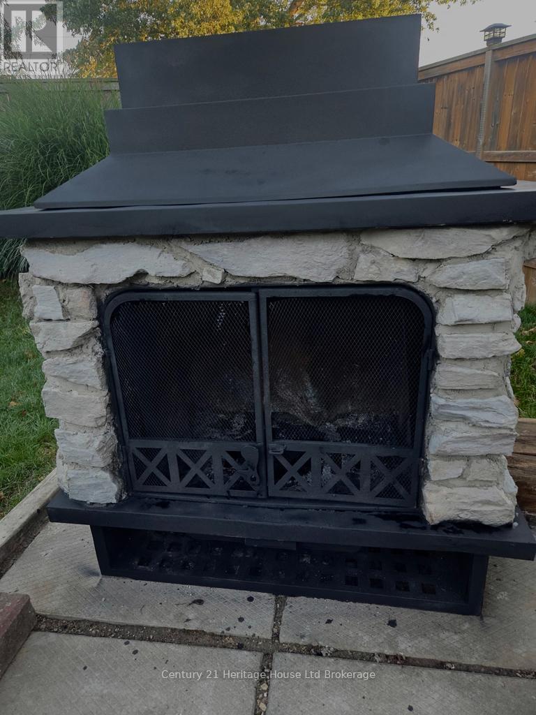 47 Beckett Boulevard, Tillsonburg, Ontario  N4G 5N3 - Photo 40 - X12686974