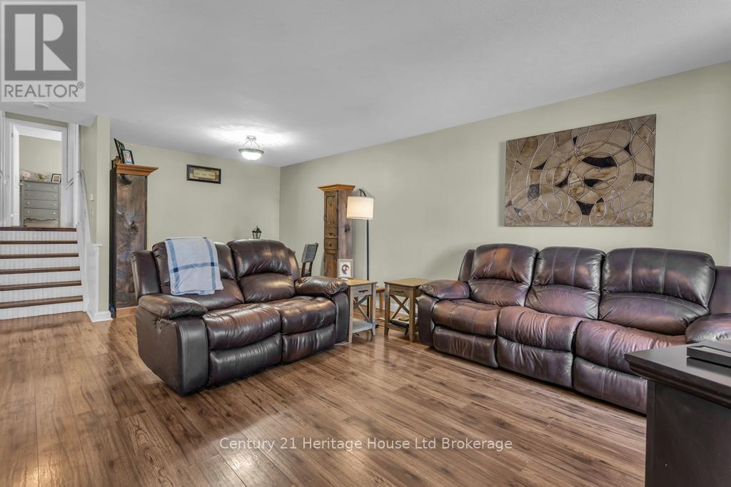 47 Beckett Boulevard, Tillsonburg, Ontario  N4G 5N3 - Photo 7 - X12686974
