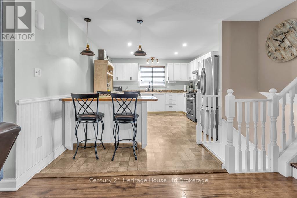 47 Beckett Boulevard, Tillsonburg, Ontario  N4G 5N3 - Photo 9 - X12686974