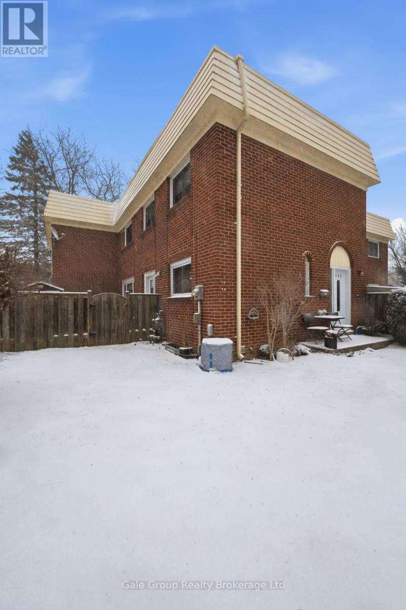 599 Gainsborough Road, London North (North F), Ontario  N6G 2C5 - Photo 3 - X12686994