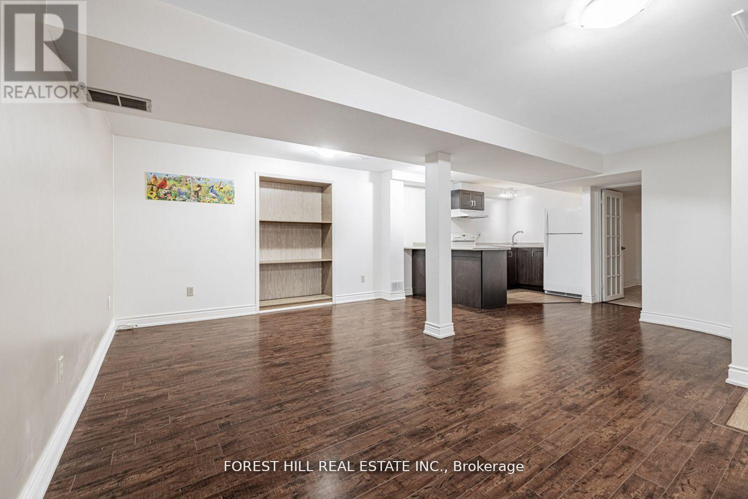 19 Eleanor Circle, Richmond Hill, Ontario  L4C 6K6 - Photo 27 - N12686838