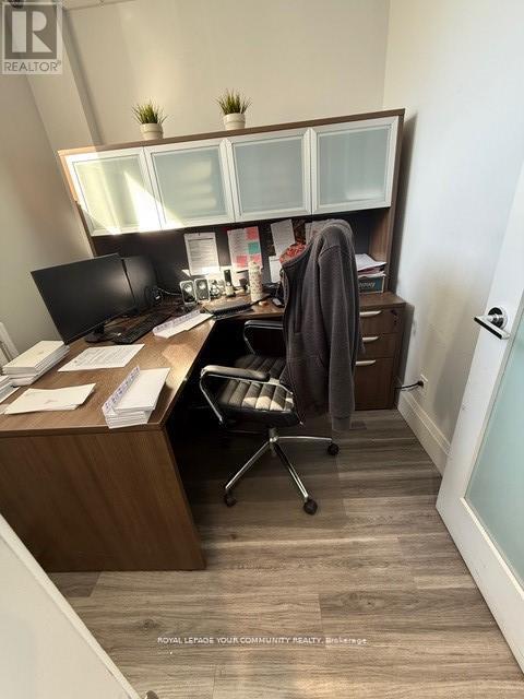 Ground Floor - 10212 Yonge Street, Richmond Hill, Ontario  L4C 3B6 - Photo 13 - N12686858