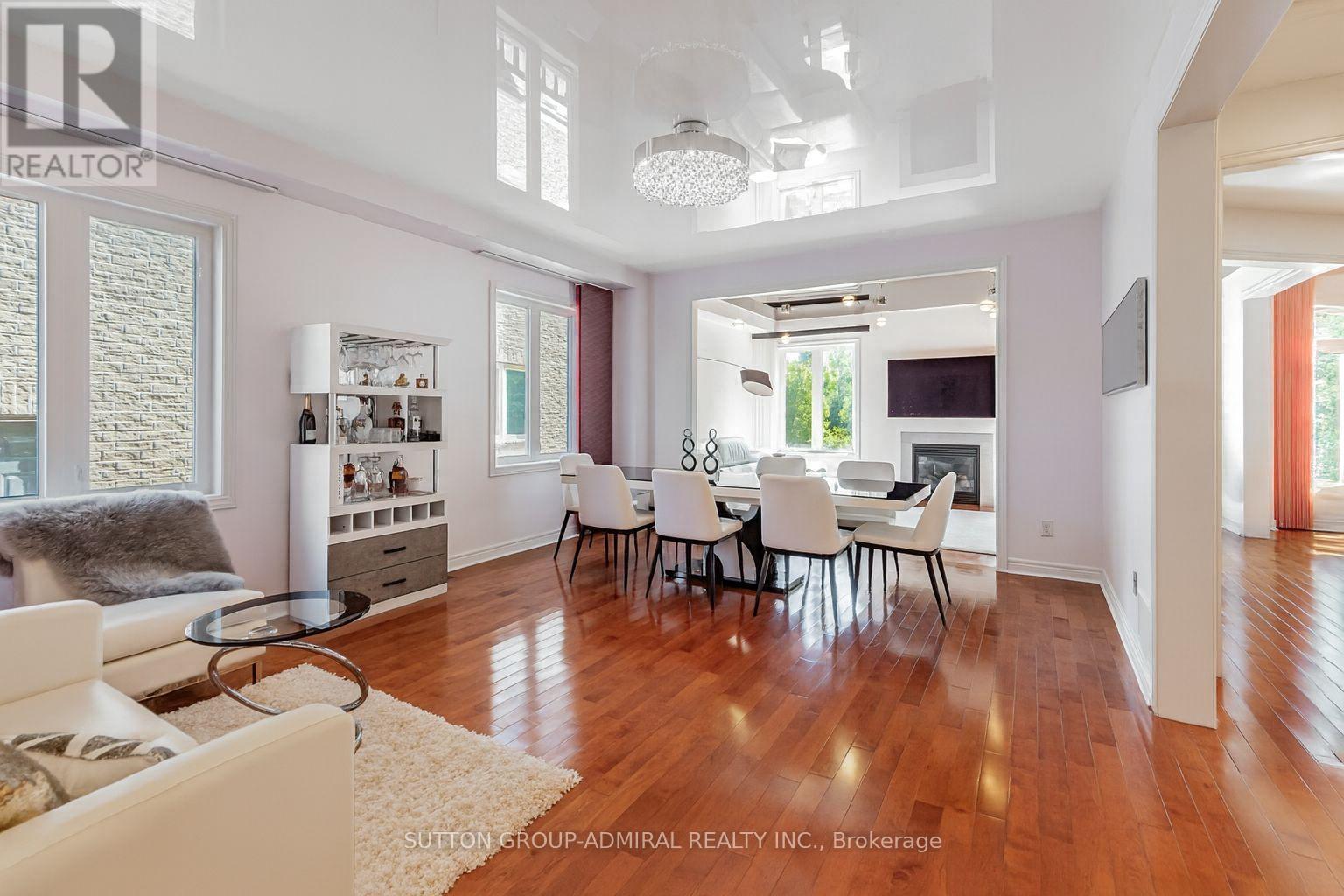 171 Sunset Beach Road, Richmond Hill, Ontario  L4E 3G7 - Photo 7 - N12686868