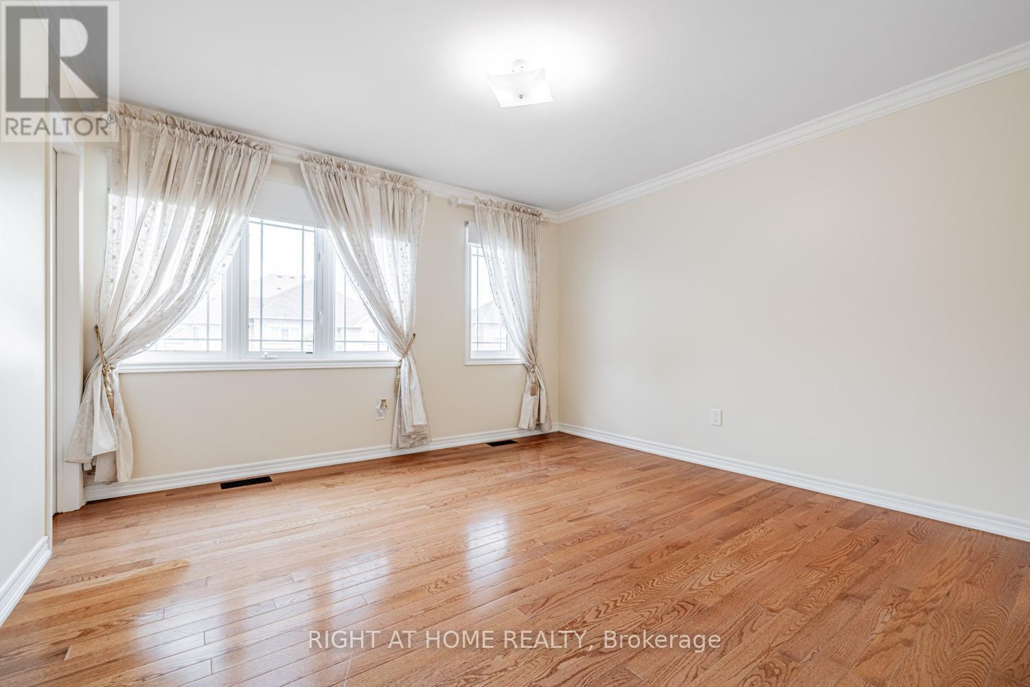 67 Timna Crescent, Vaughan, Ontario  L6A 4L7 - Photo 20 - N12686878