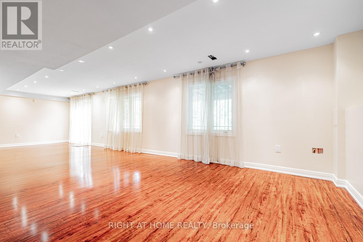 67 Timna Crescent, Vaughan, Ontario  L6A 4L7 - Photo 32 - N12686878