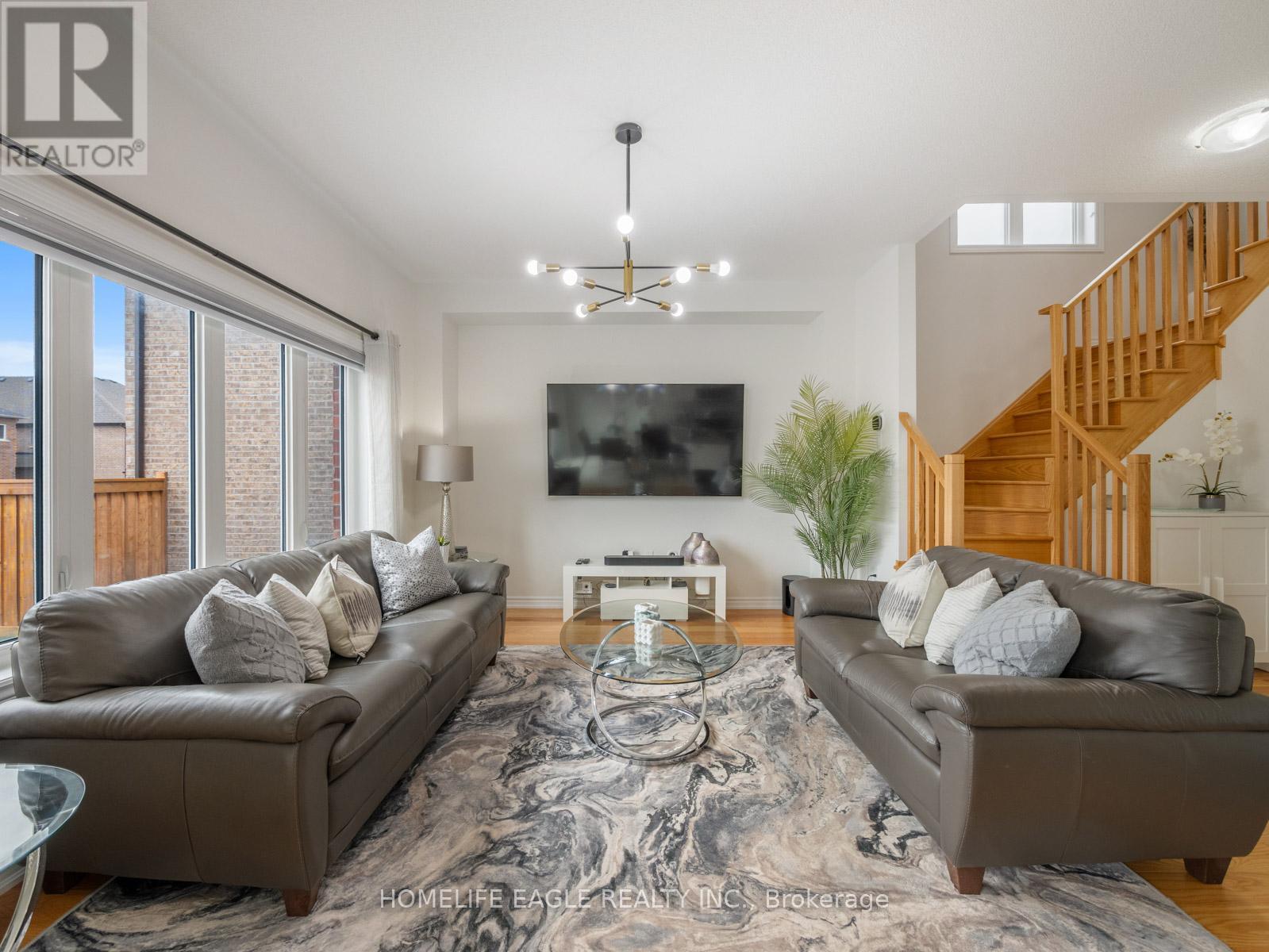 1226 Corby Way, Innisfil, Ontario  L9S 0R1 - Photo 3 - N12686922