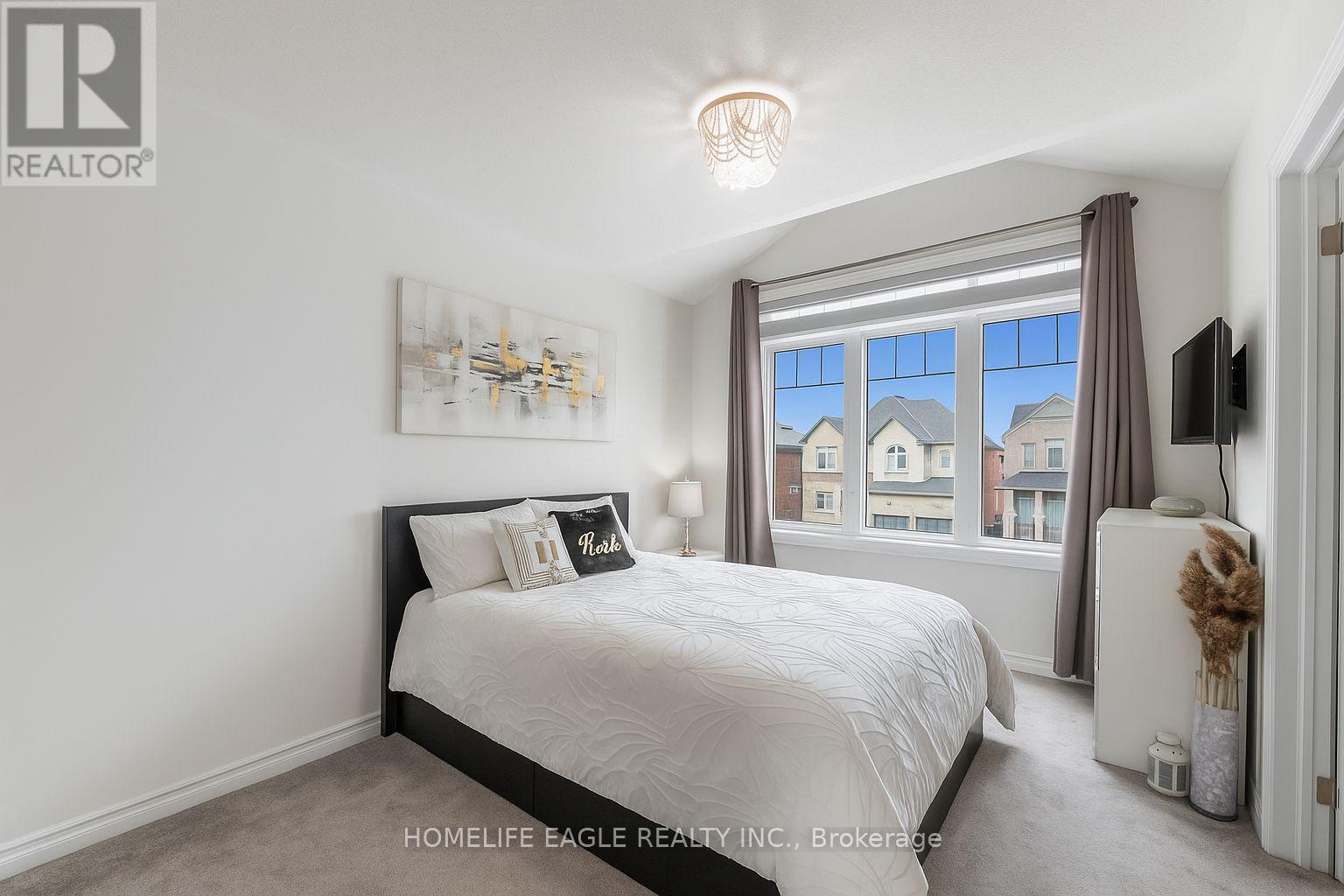 1226 Corby Way, Innisfil, Ontario  L9S 0R1 - Photo 9 - N12686922