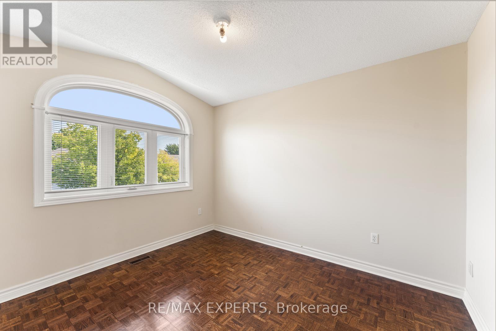 157 Cherokee Drive, Vaughan, Ontario  L6A 2M7 - Photo 35 - N12686982