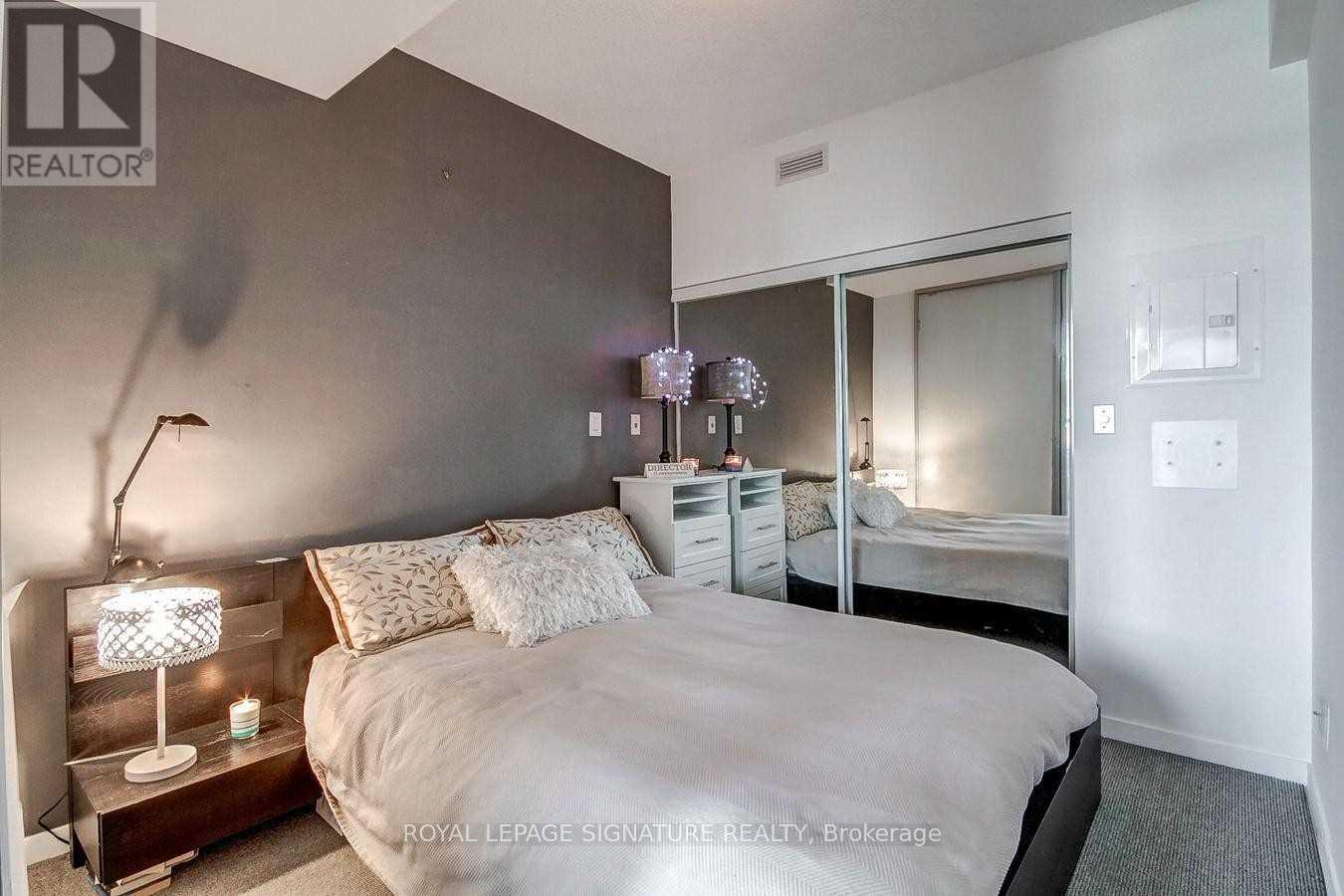 2404n - 65 Bremner Boulevard, Toronto, Ontario  M5J 0A7 - Photo 5 - C12686486