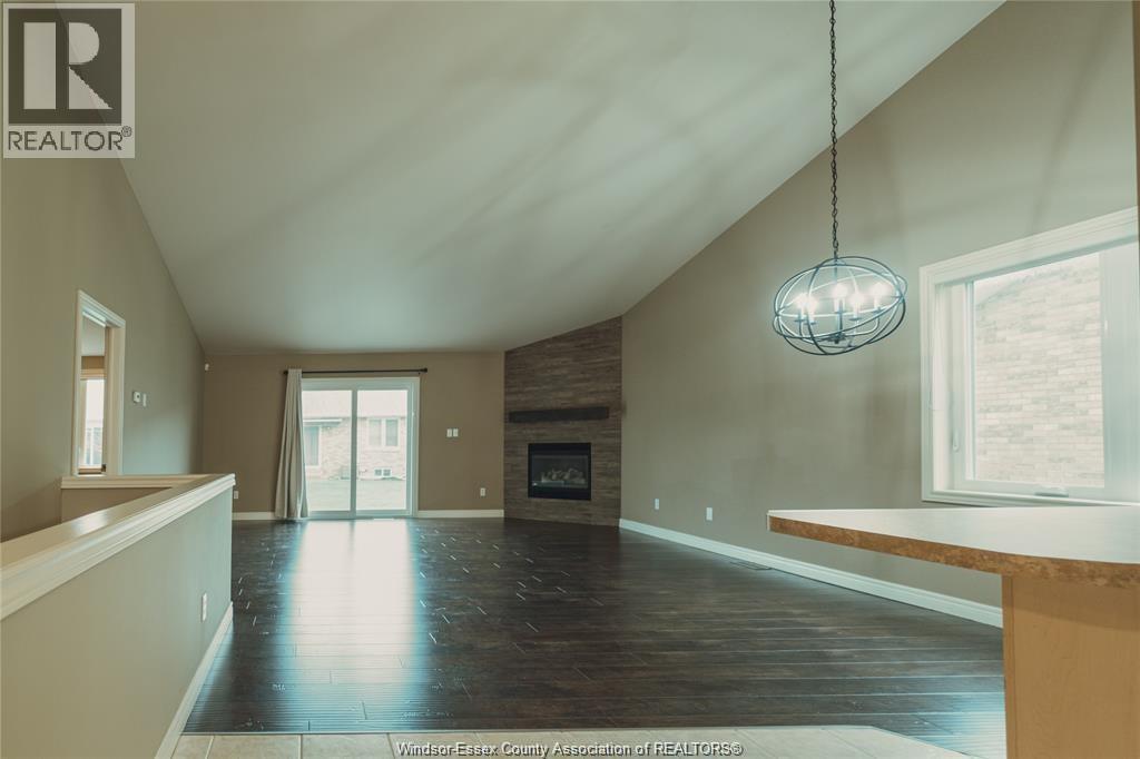 11448 Firgrove, Windsor, Ontario  N8P 1L9 - Photo 4 - 26000836