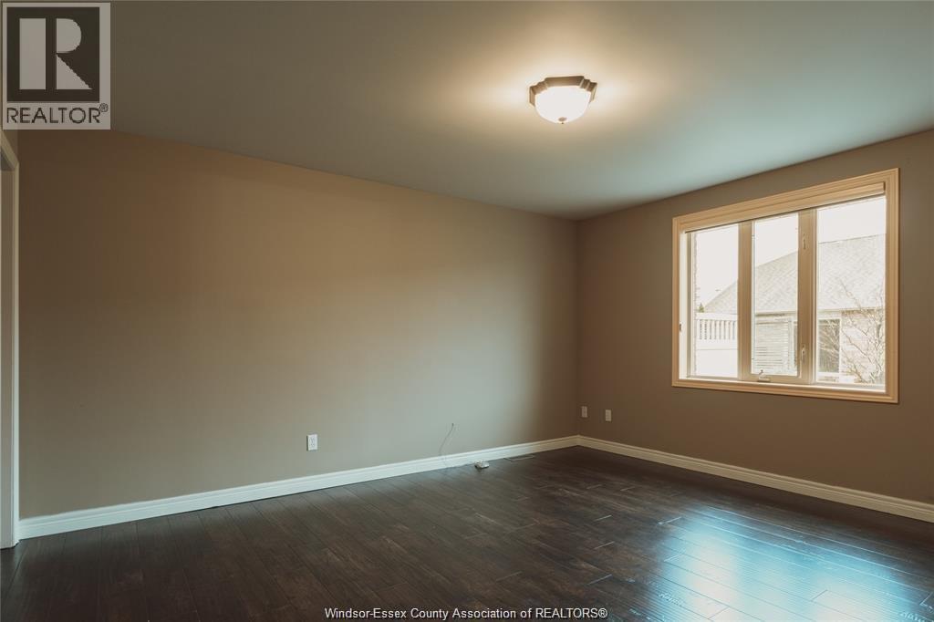 11448 Firgrove, Windsor, Ontario  N8P 1L9 - Photo 8 - 26000836