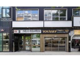 437 OUELLETTE AVENUE, Windsor, Ontario