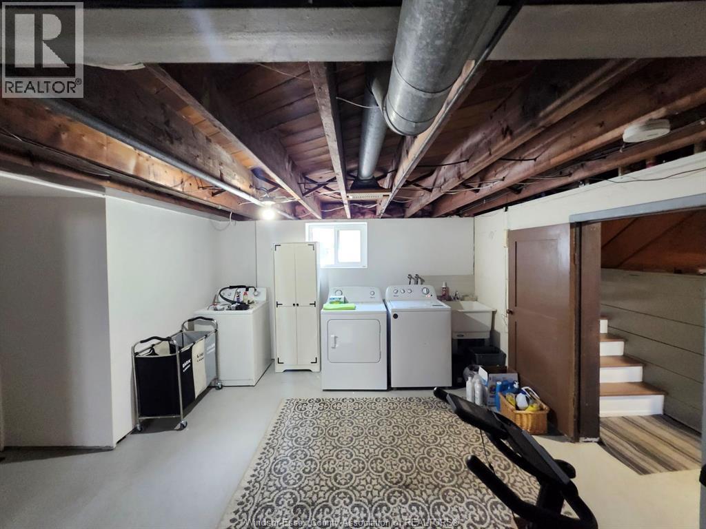 1827 St. Luke, Windsor, Ontario  N8W 3W8 - Photo 11 - 26000825