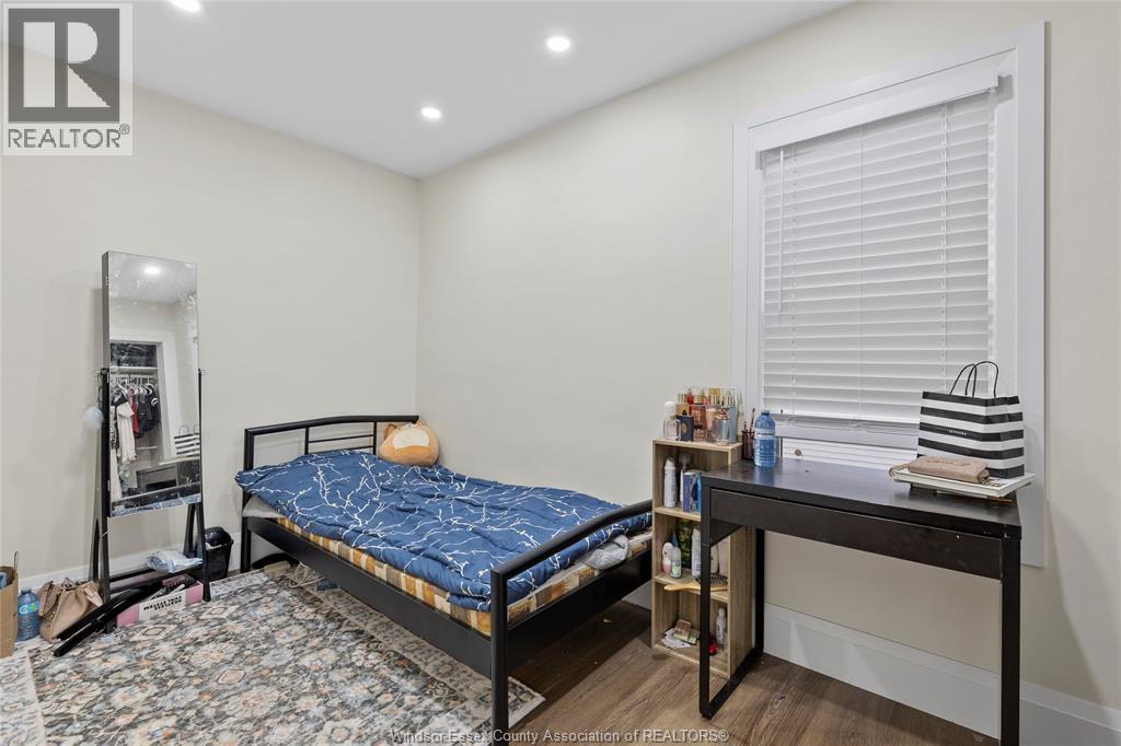 114 Elm, Windsor, Ontario  N9A 5G8 - Photo 9 - 26000823