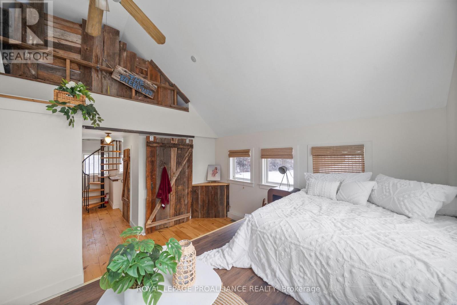 782 County Road 49, Prince Edward County, Ontario  K0K 2T0 - Photo 15 - X12651864