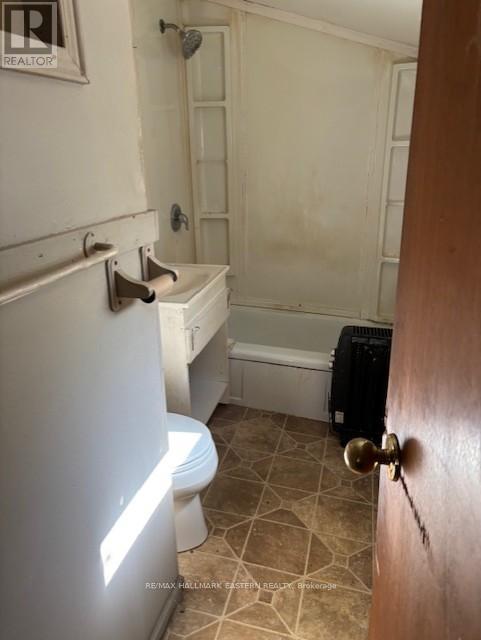 71 Glenelg Street E, Kawartha Lakes, Ontario  K9V 1Z4 - Photo 12 - X12666210