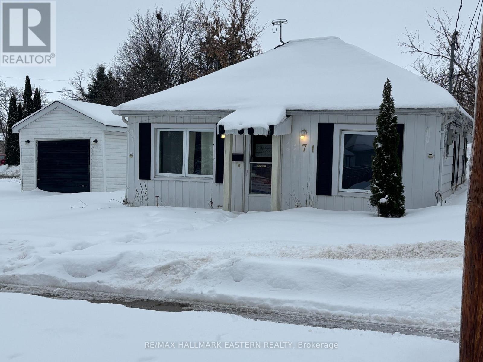 71 Glenelg Street E, Kawartha Lakes, Ontario  K9V 1Z4 - Photo 1 - X12666210