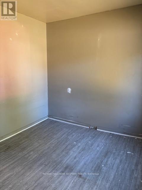 71 Glenelg Street E, Kawartha Lakes, Ontario  K9V 1Z4 - Photo 11 - X12666210