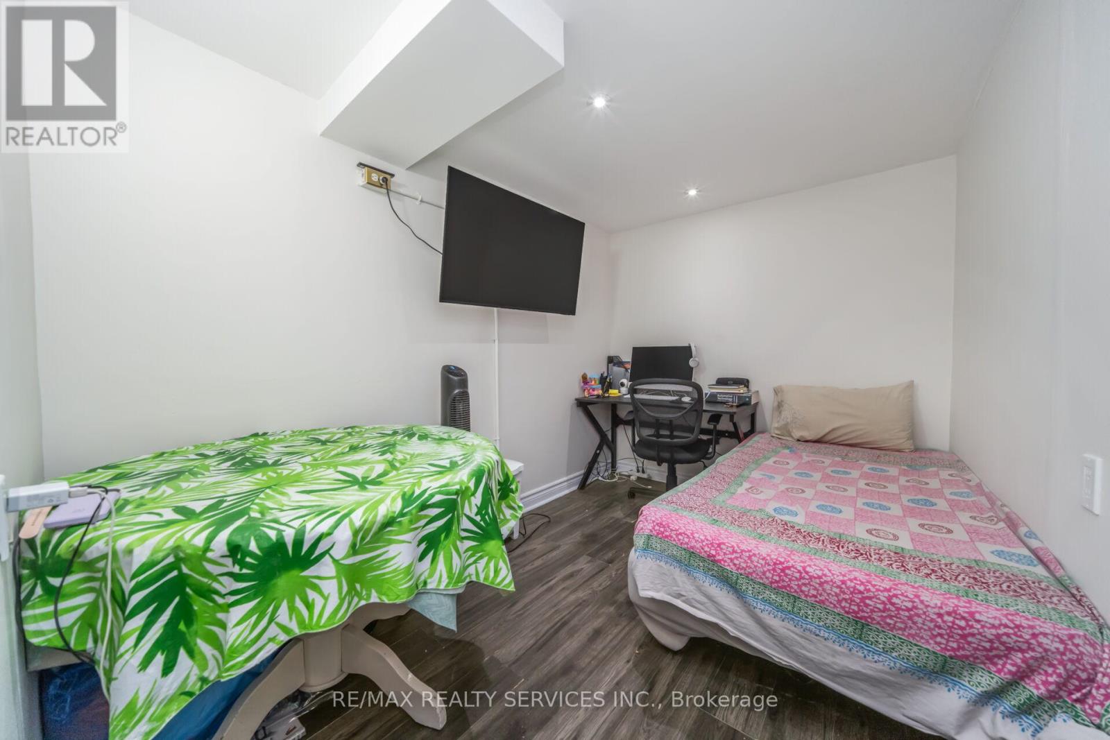 11 Juliette Square, Brampton, Ontario  L6S 2M6 - Photo 37 - W12686830