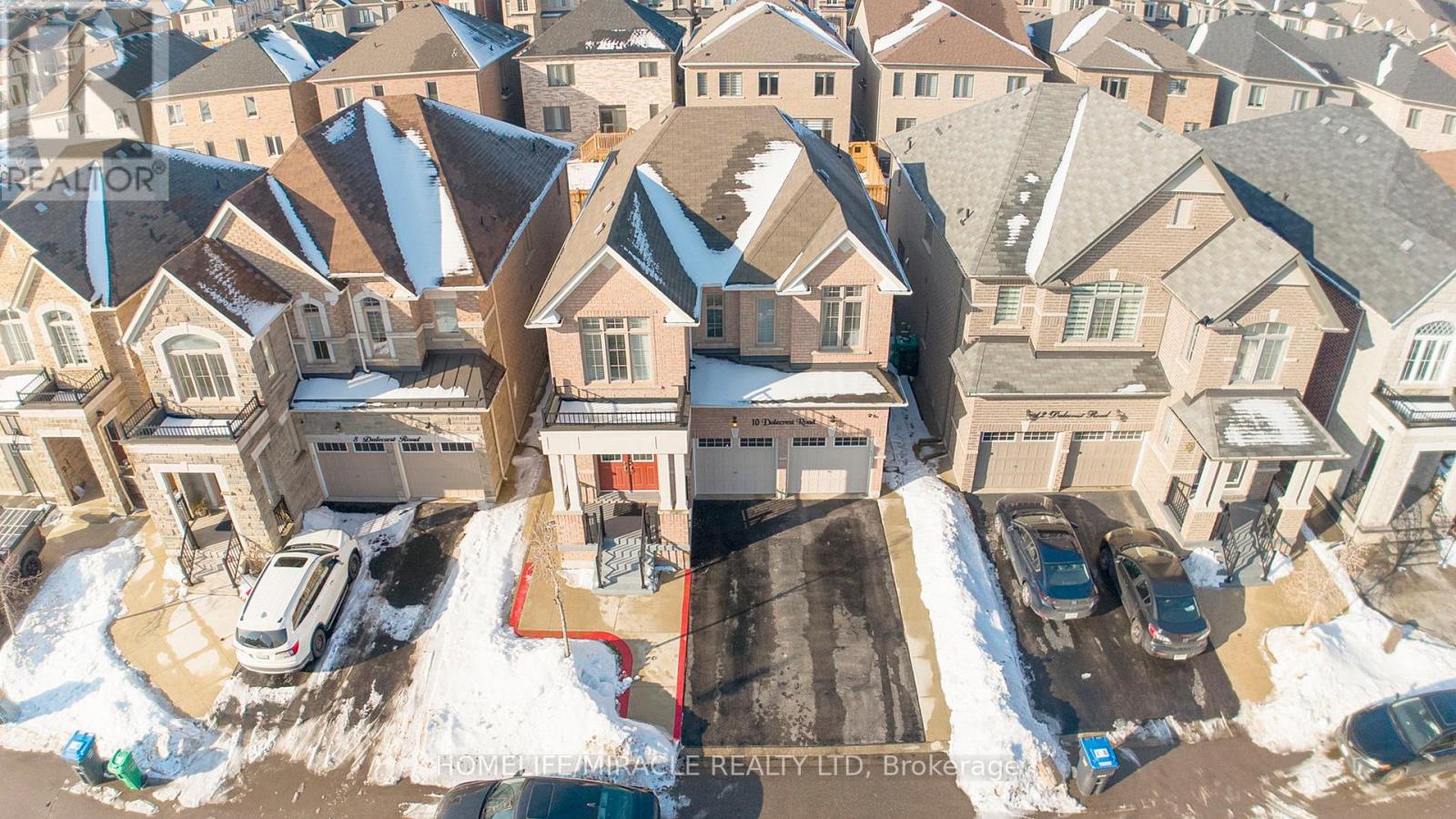 10 Dalecrest Road, Brampton, Ontario  L6X 5N3 - Photo 3 - W12686842