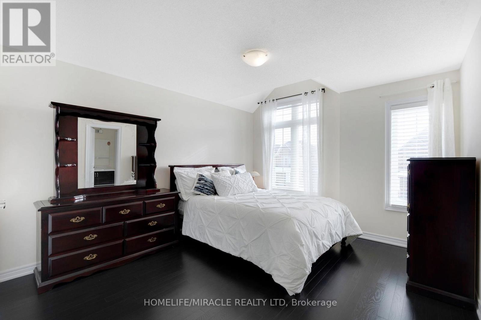 10 Dalecrest Road, Brampton, Ontario  L6X 5N3 - Photo 32 - W12686842