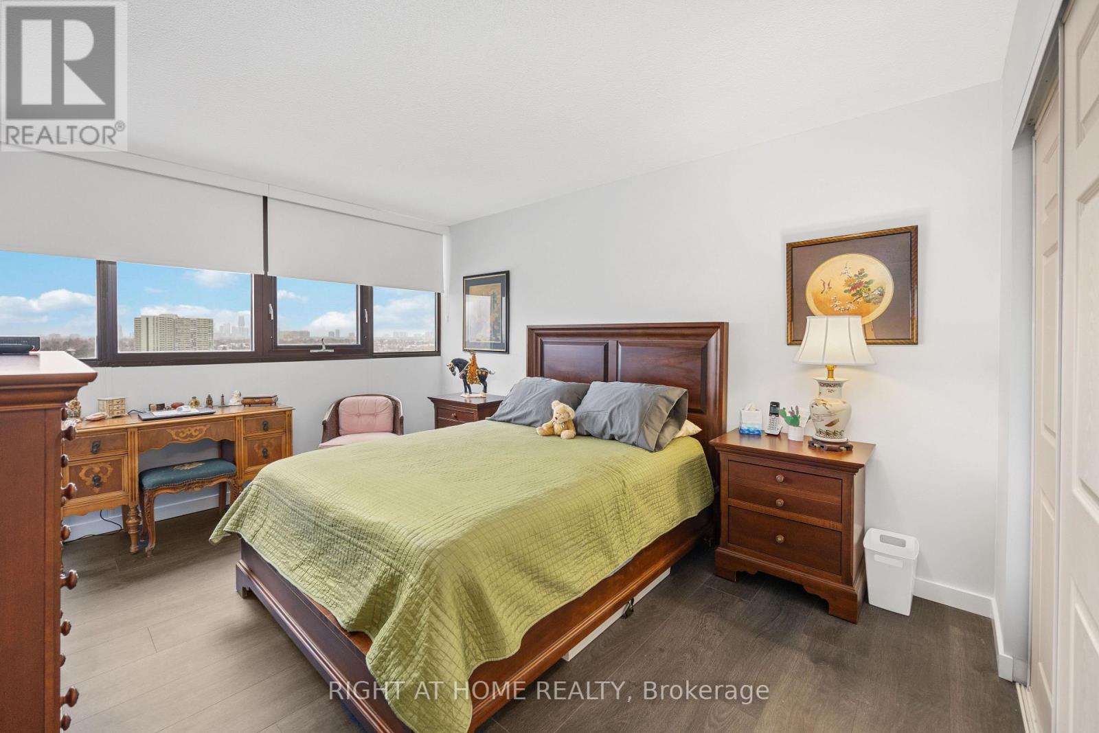 905 - 1333 Bloor Street, Mississauga, Ontario  L4Y 3T6 - Photo 18 - W12686884