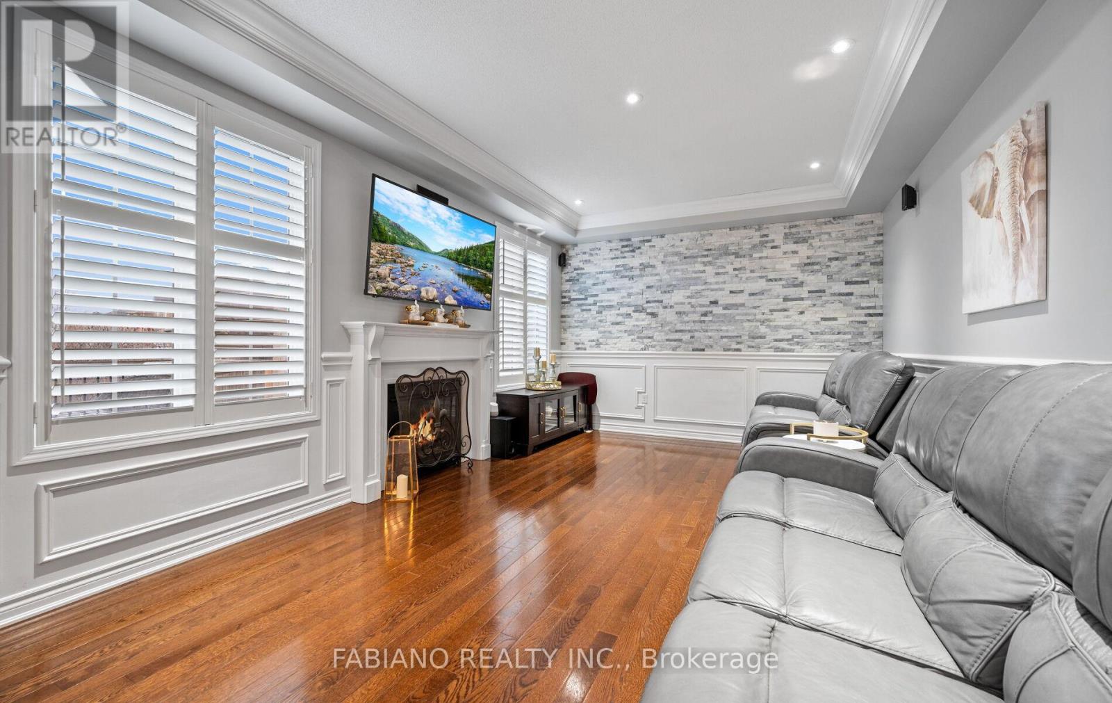 18 Birch Tree Trail, Brampton, Ontario  L6P 3M8 - Photo 17 - W12686908