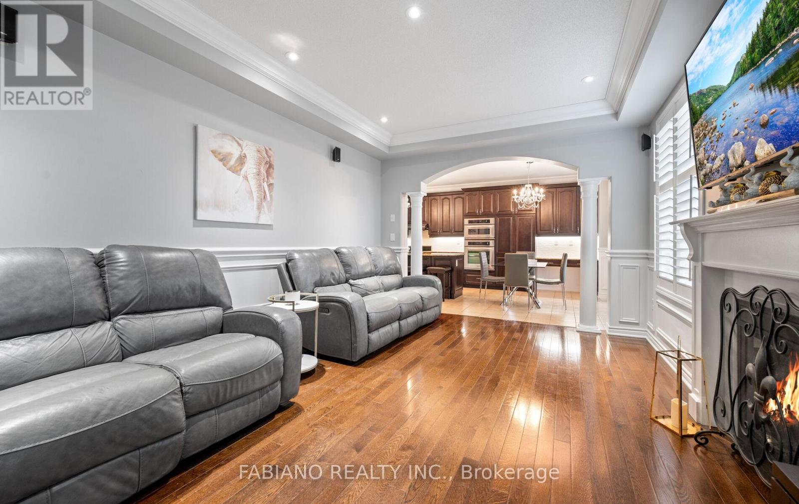 18 Birch Tree Trail, Brampton, Ontario  L6P 3M8 - Photo 19 - W12686908