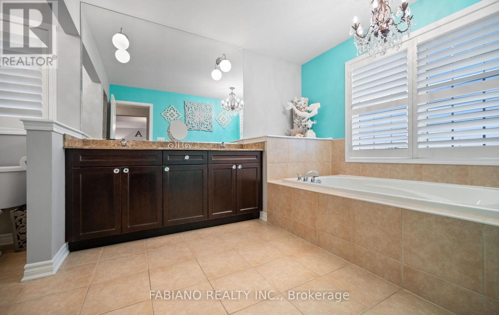 18 Birch Tree Trail, Brampton, Ontario  L6P 3M8 - Photo 29 - W12686908