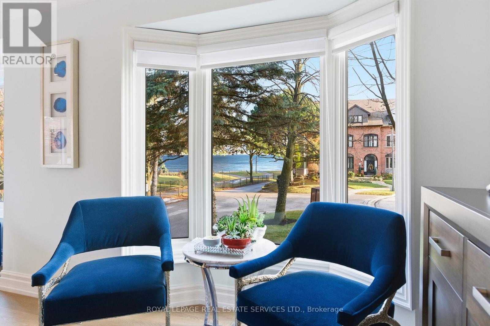 27 Southaven Place, Oakville, Ontario  L6L 6L2 - Photo 17 - W12686918