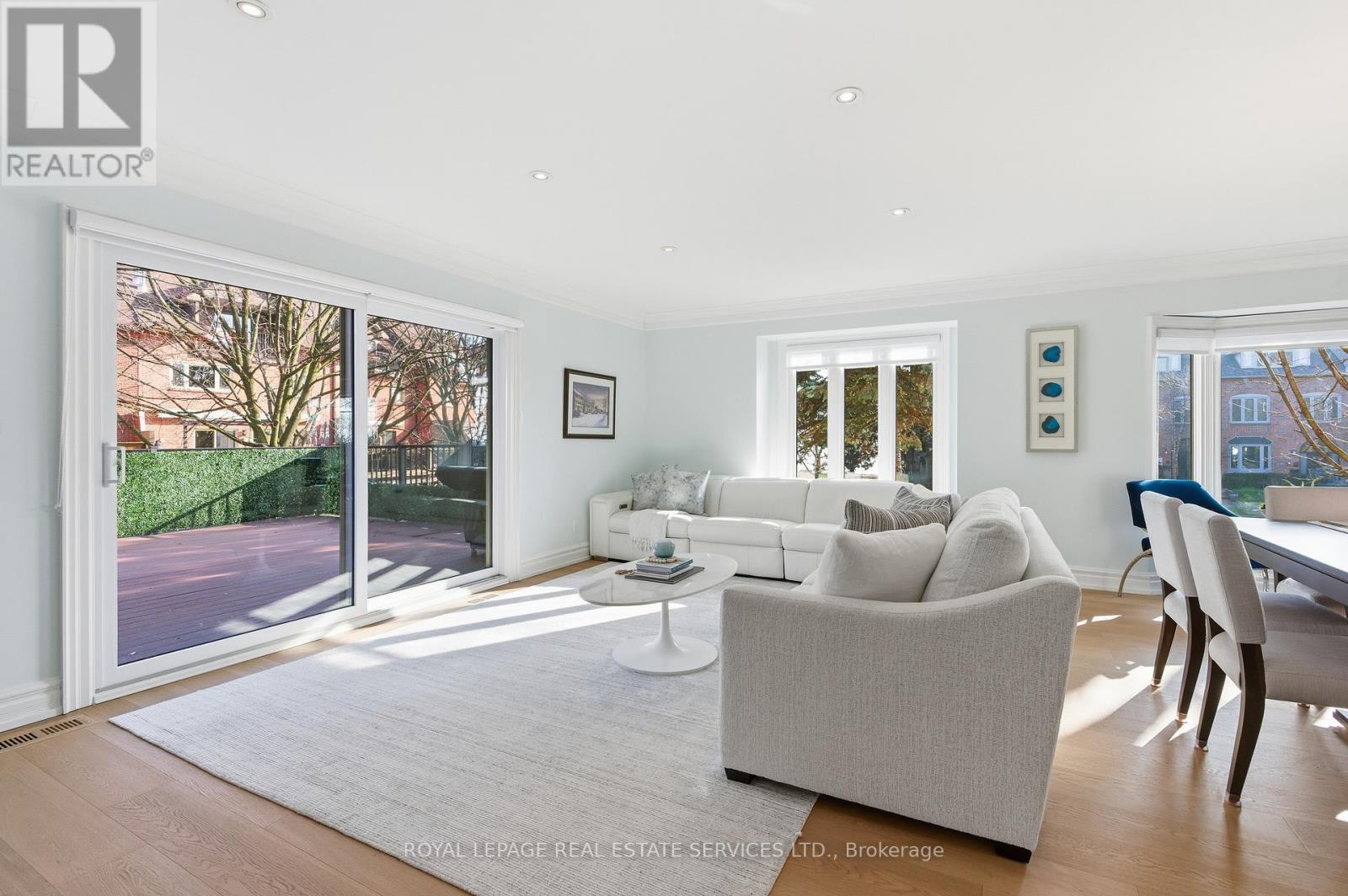 27 Southaven Place, Oakville, Ontario  L6L 6L2 - Photo 18 - W12686918