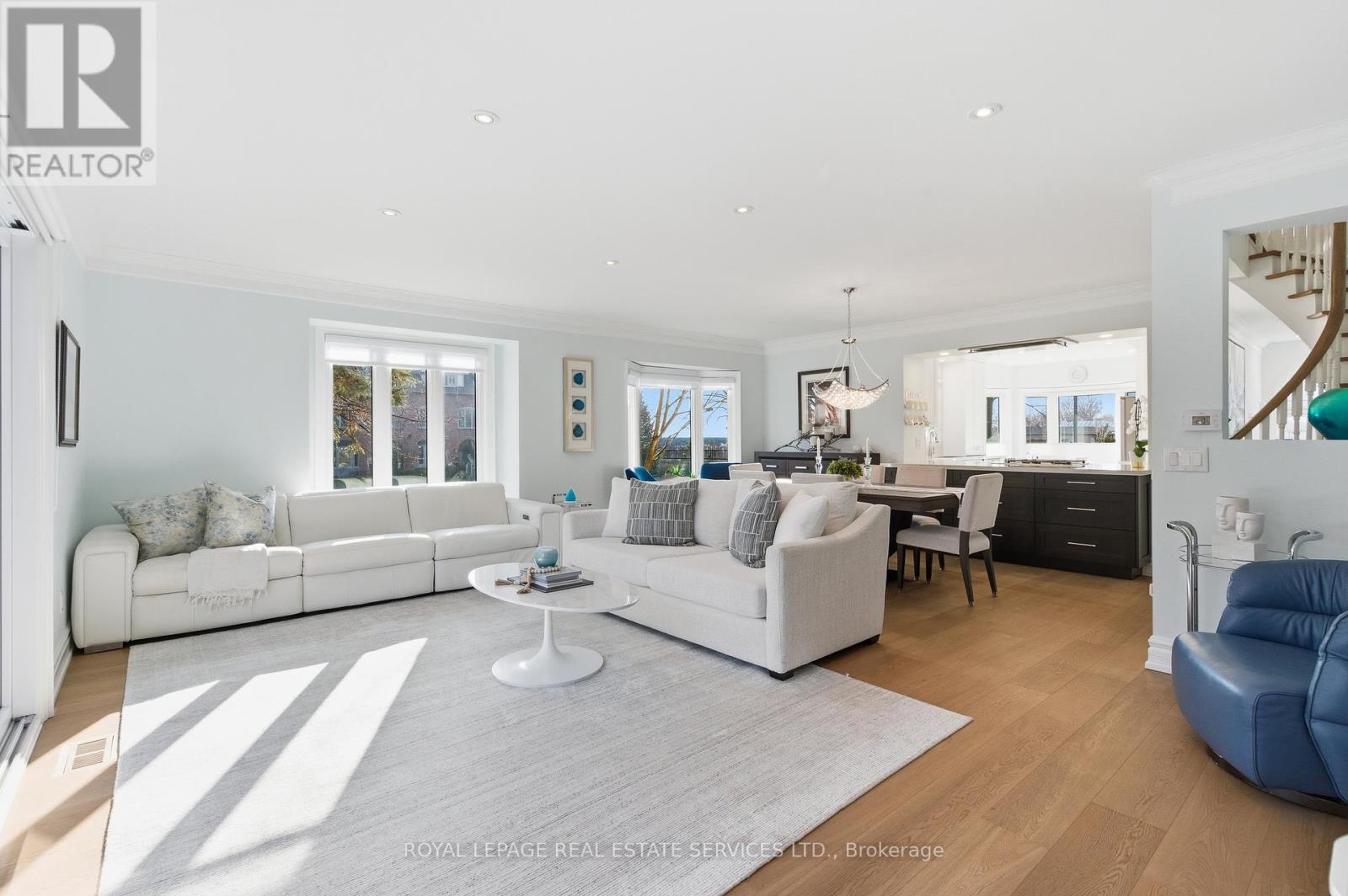 27 Southaven Place, Oakville, Ontario  L6L 6L2 - Photo 19 - W12686918