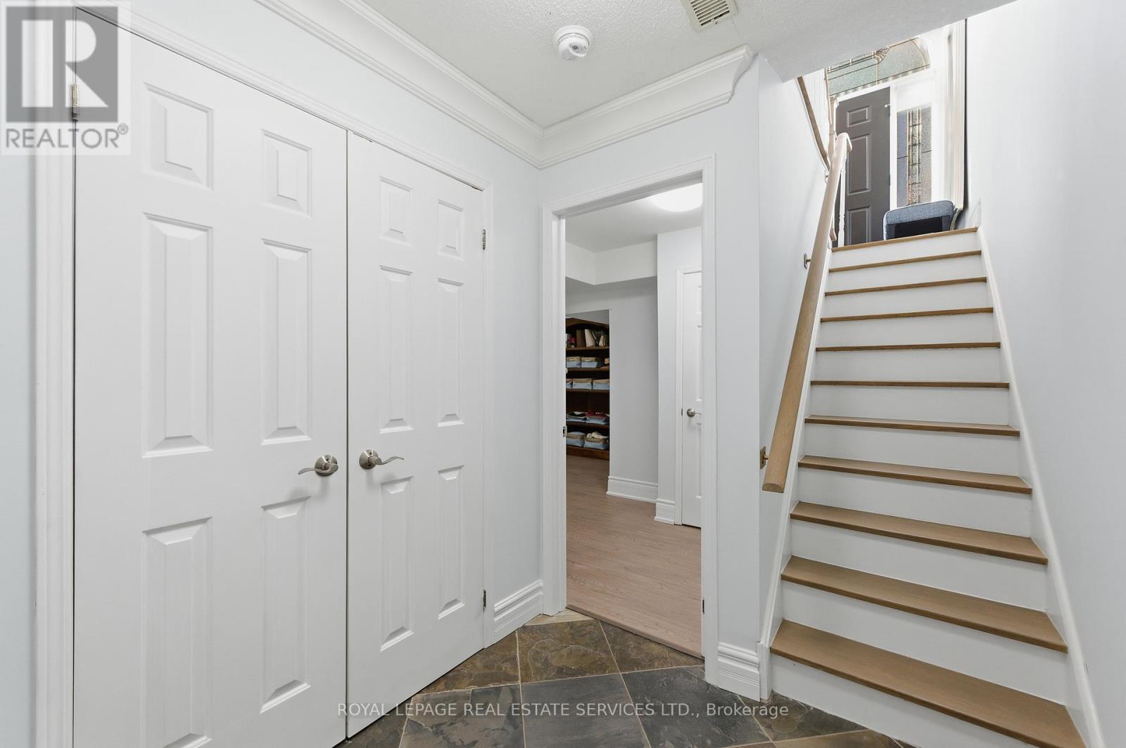 27 Southaven Place, Oakville, Ontario  L6L 6L2 - Photo 45 - W12686918