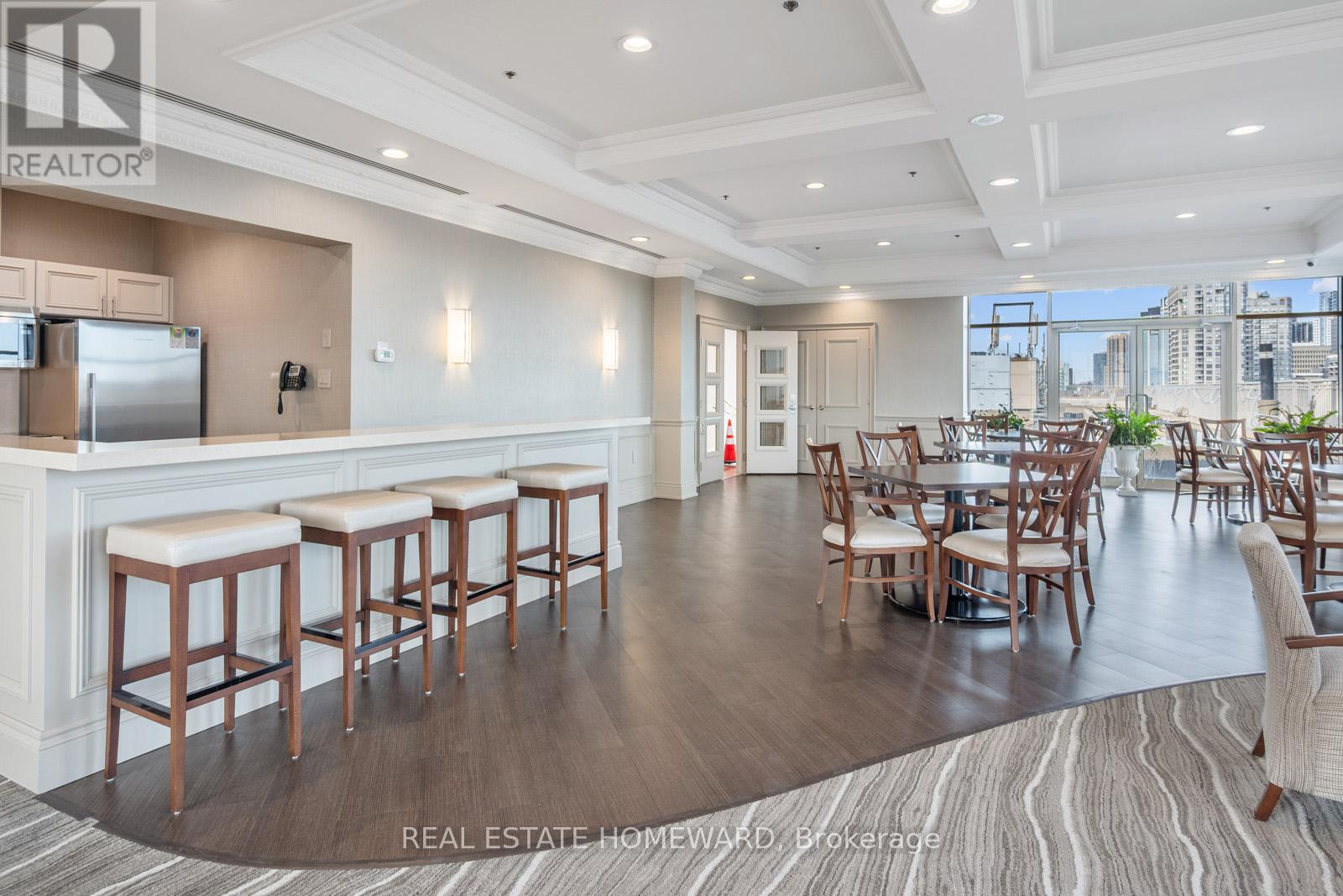 312 - 3085 Bloor Street W, Toronto, Ontario  M8X 1C9 - Photo 17 - W12686950