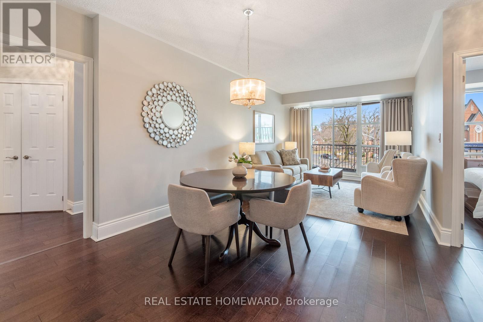 312 - 3085 Bloor Street W, Toronto, Ontario  M8X 1C9 - Photo 5 - W12686950