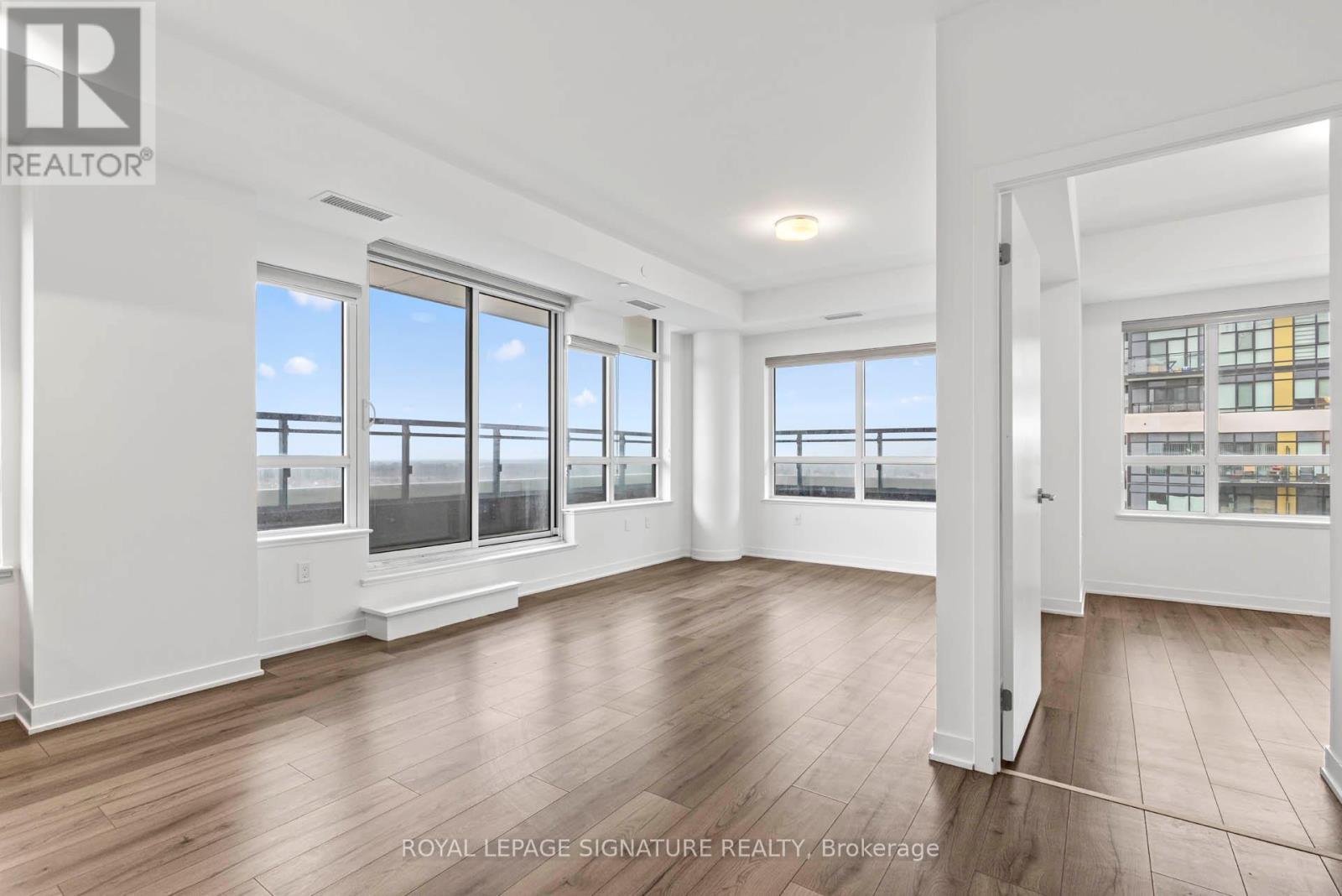 817 - 395 Dundas Street W, Oakville, Ontario  L6M 5R8 - Photo 15 - W12687010