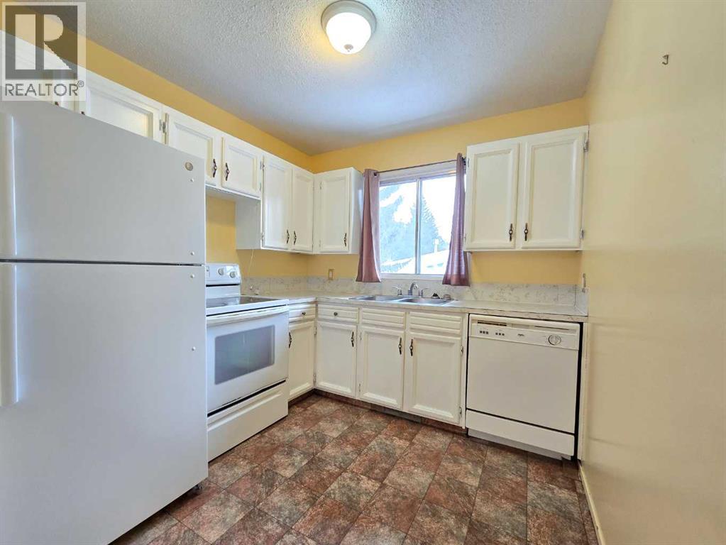 #3, 11910 21 Avenue, Blairmore, Alberta  T0K 0E0 - Photo 8 - A2278069