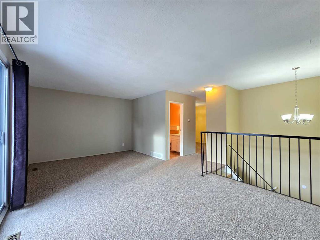 #3, 11910 21 Avenue, Blairmore, Alberta  T0K 0E0 - Photo 5 - A2278069