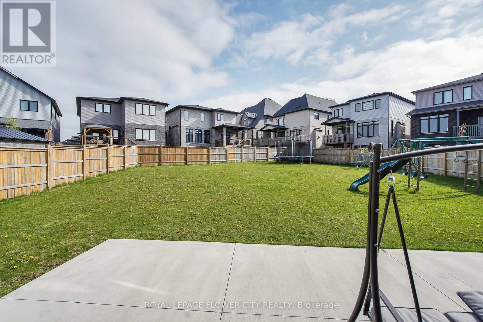 2424 Black Rail Terrace, London South, Ontario  N6K 0H3 - Photo 43 - X12686894