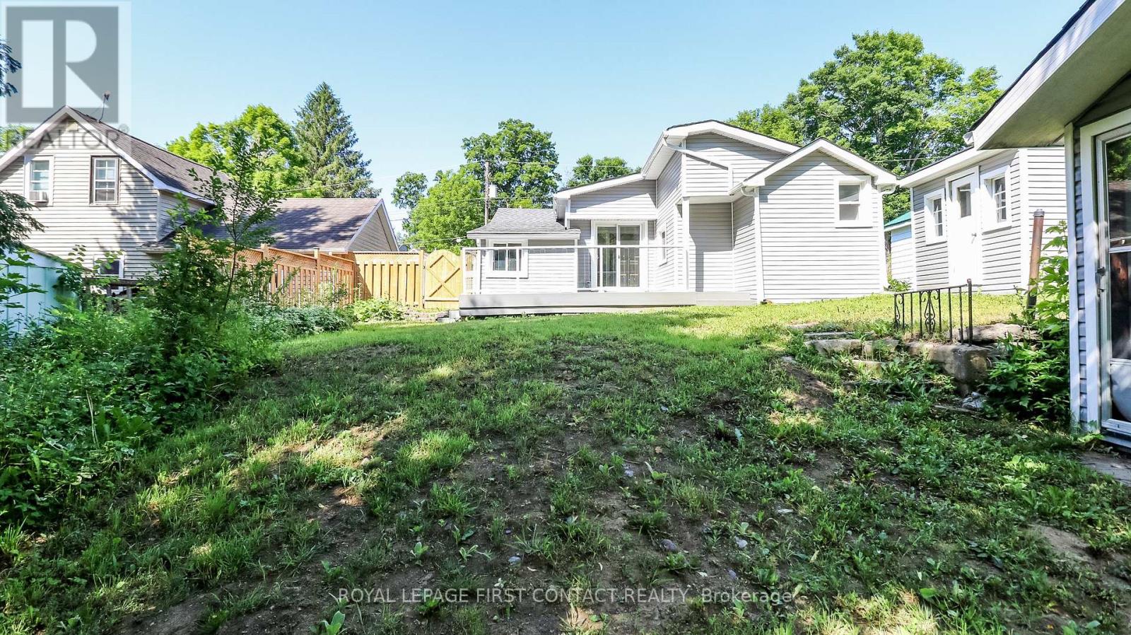 16 Lime Street, Kawartha Lakes, Ontario  K0M 1K0 - Photo 35 - X12686904