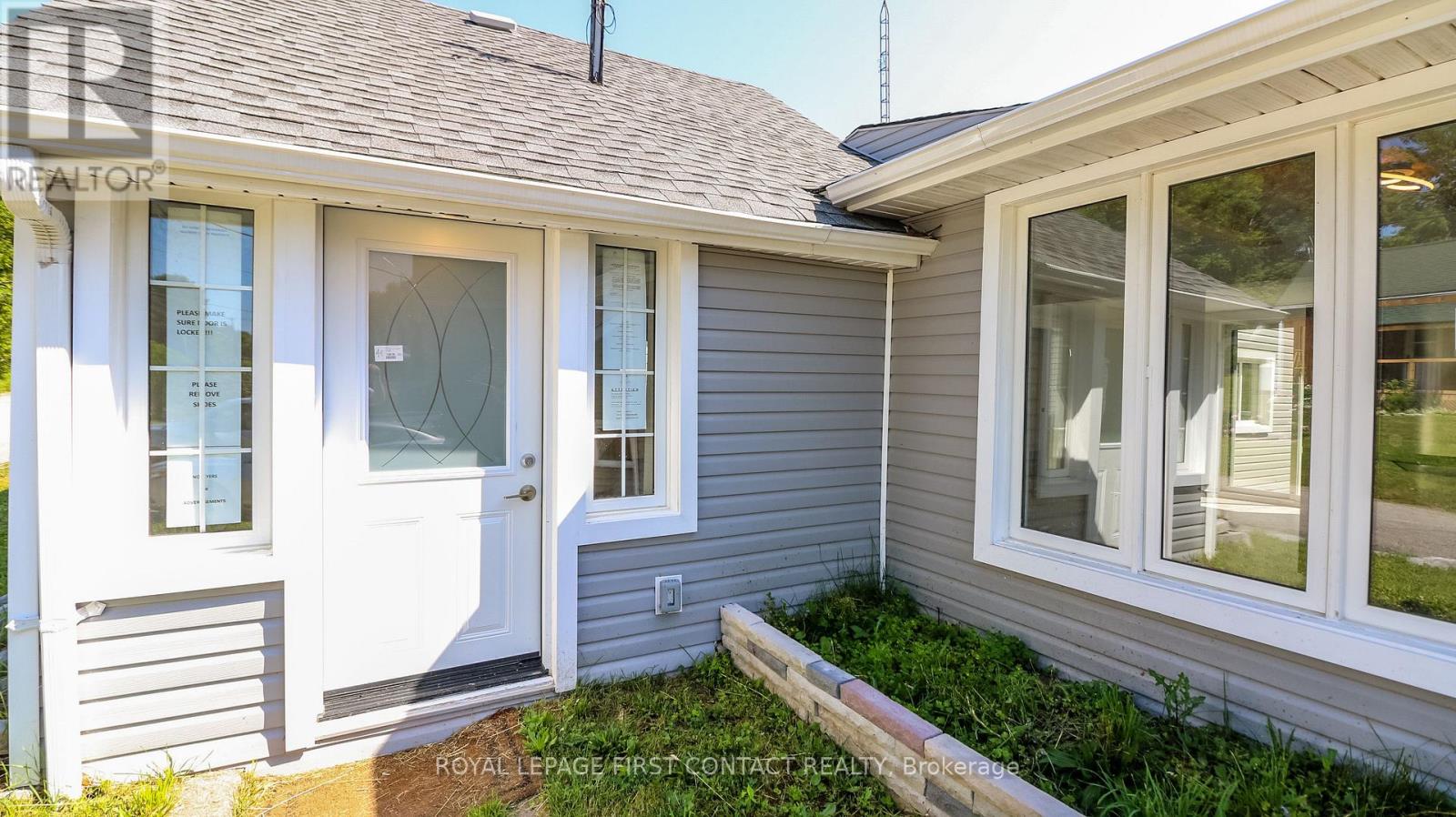 16 Lime Street, Kawartha Lakes, Ontario  K0M 1K0 - Photo 5 - X12686904